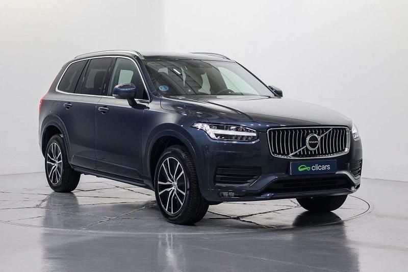 Usado Volvo XC90 Momentum 235 CV (172 kW) 2021 Azul SUV