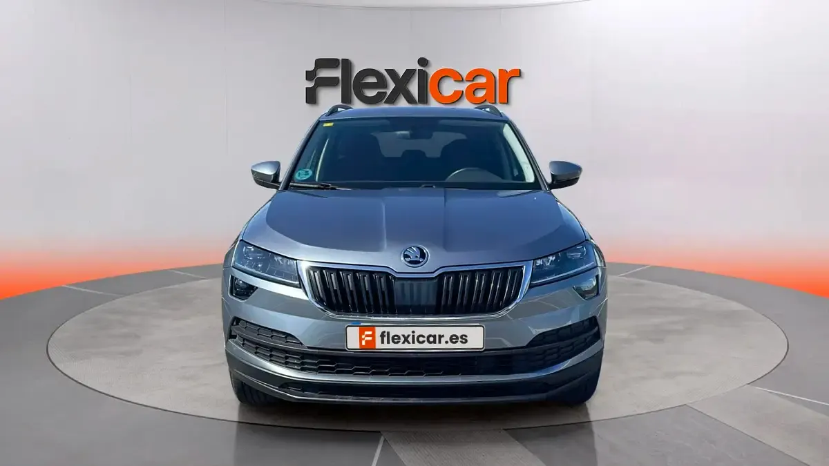Usado Skoda Karoq Style 150 CV (110 kW) 2020 Gris SUV