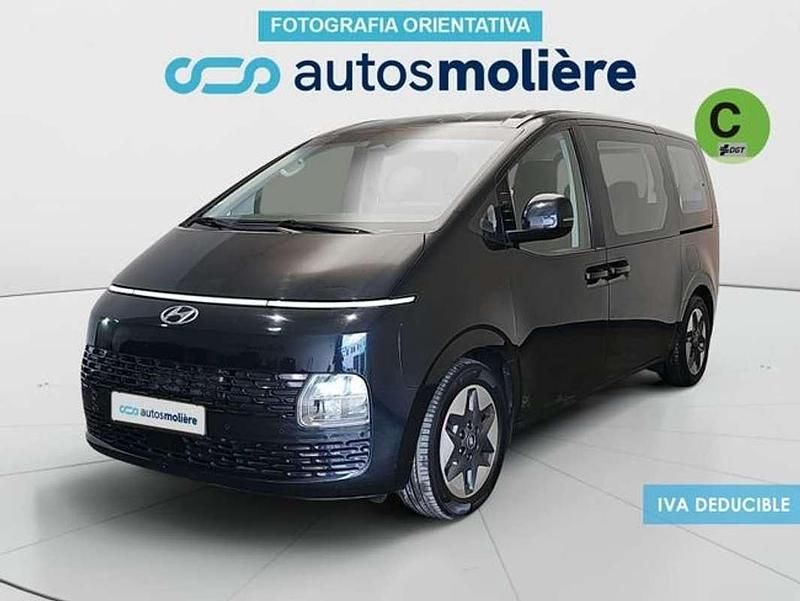 Usado Hyundai Staria 177 CV (130 kW) 2023 Negro Monovolumen