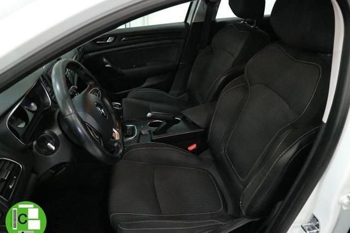 Usado Renault Mégane IV LIMITED 116 CV (85 kW) 2019 Berlina