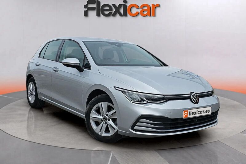 Gris Usado 2022 VW Golf VIII Berlina | 19.290 € (Precio justo) - Imagen 1/4