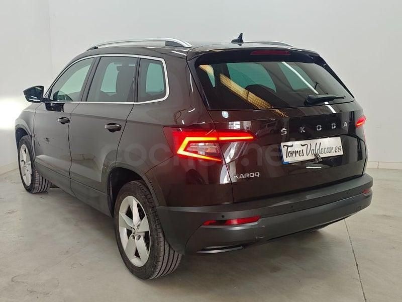 Usado Skoda Karoq Ambition 115 CV (84 kW) 2021 Marrón SUV