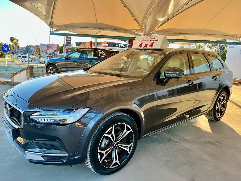 Usado Volvo V90 CC Core 197 CV (144 kW) 2022 Gris / plata Familiar