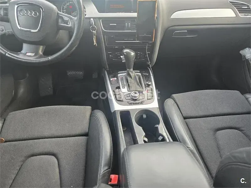 Usado Audi A4 Ambiente 190 CV (139 kW) 2011 Negro Familiar