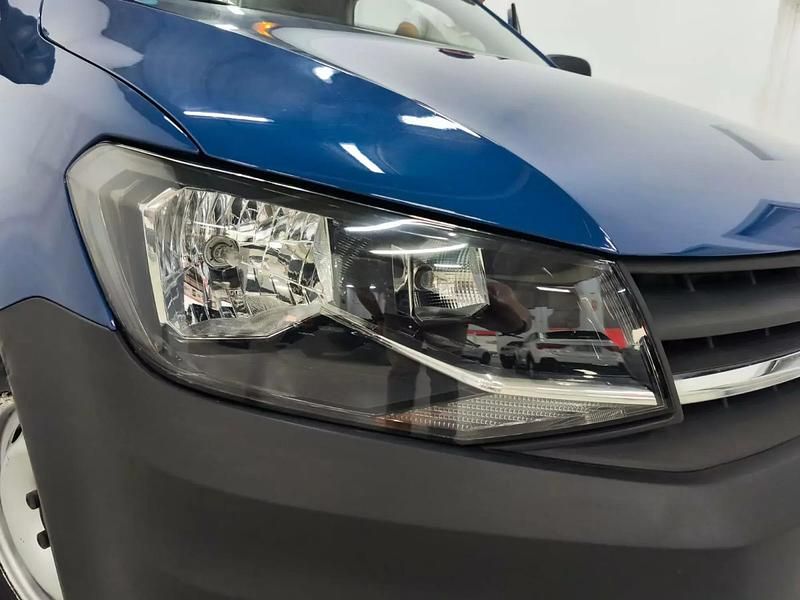 Begagnad VW Caddy 102 HK (75 kW) 2019 Minibuss
