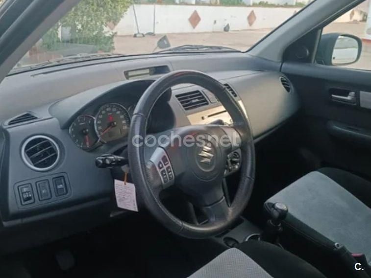 Usado Suzuki Swift GL 92 CV (67 kW) 2010 Negro Berlina