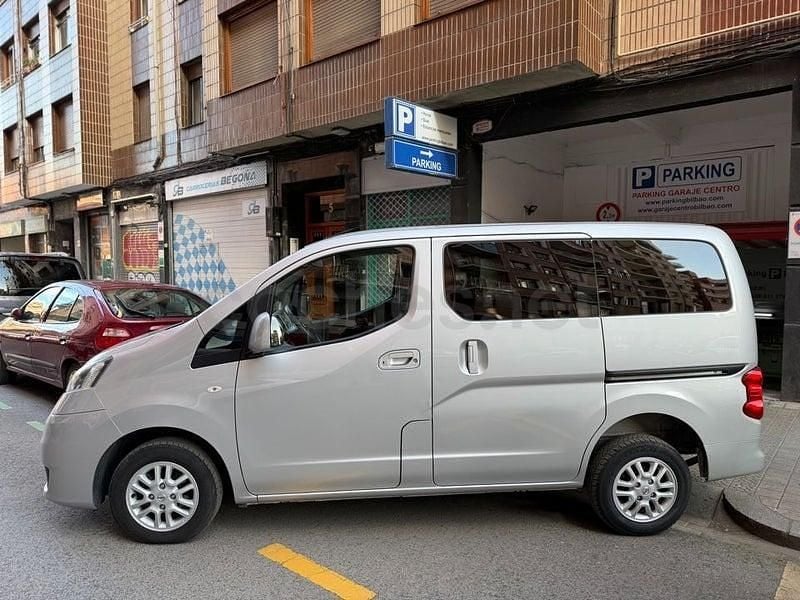 Usado Nissan Evalia 110 CV (80 kW) 2013 Gris / plata Monovolumen
