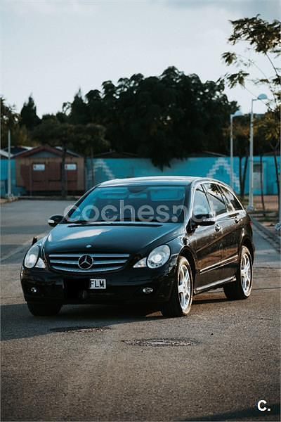 Usado Mercedes R350 272 CV (200 kW) 2007 Negro Monovolumen