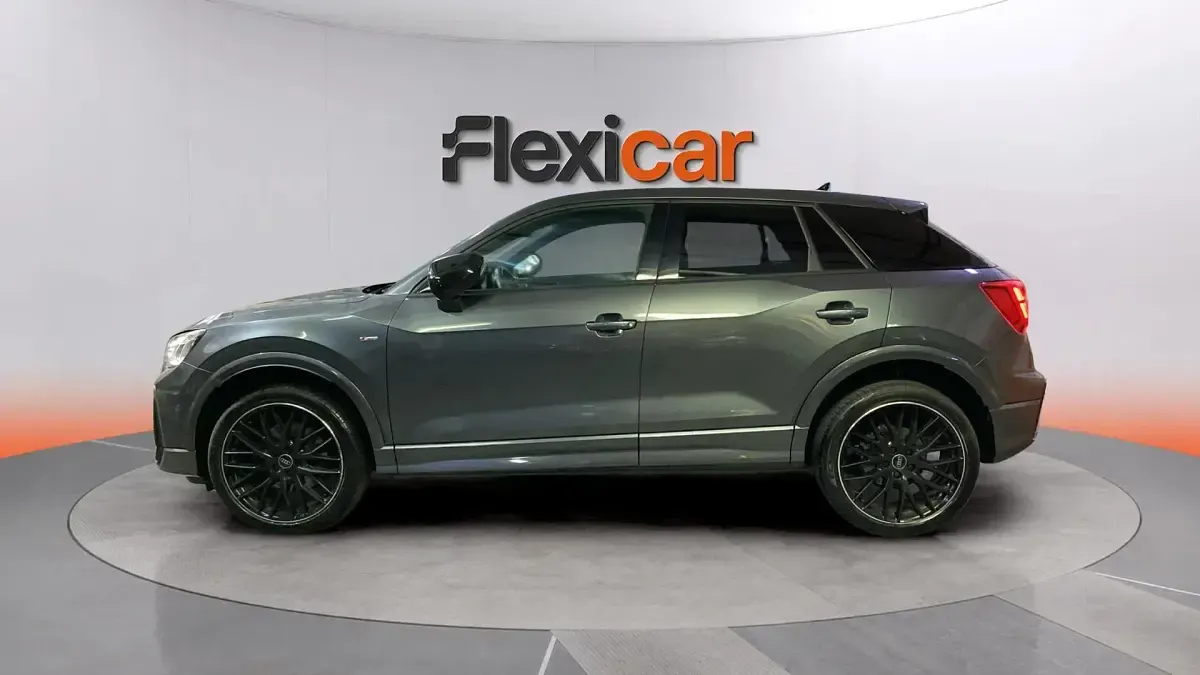 Usado Audi Q2 Premium 150 CV (110 kW) 2024 Gris SUV