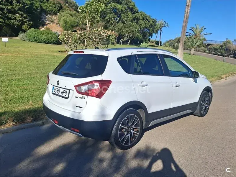 Usado Suzuki SX4 S-Cross 120 CV (88 kW) 2015 Blanco SUV