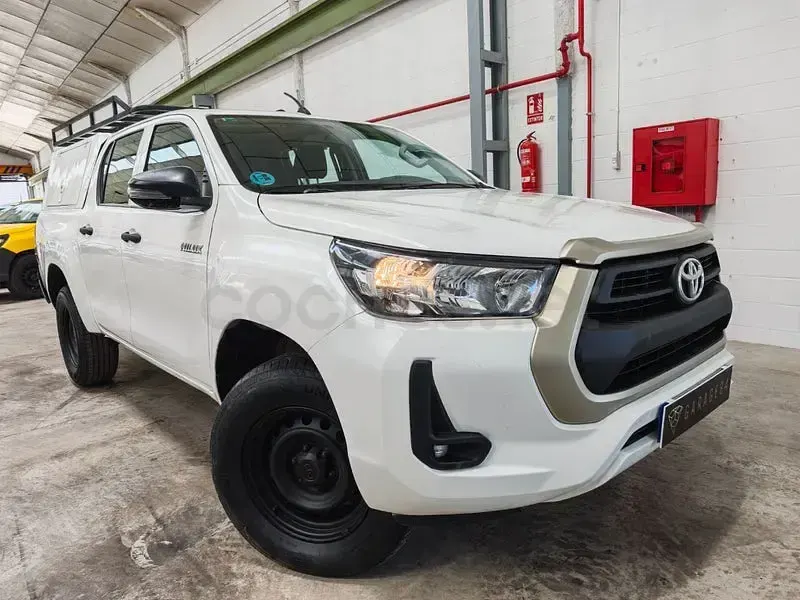 Usado Toyota HiLux 150 CV (110 kW) 2021 Blanco Pickup/Camioneta