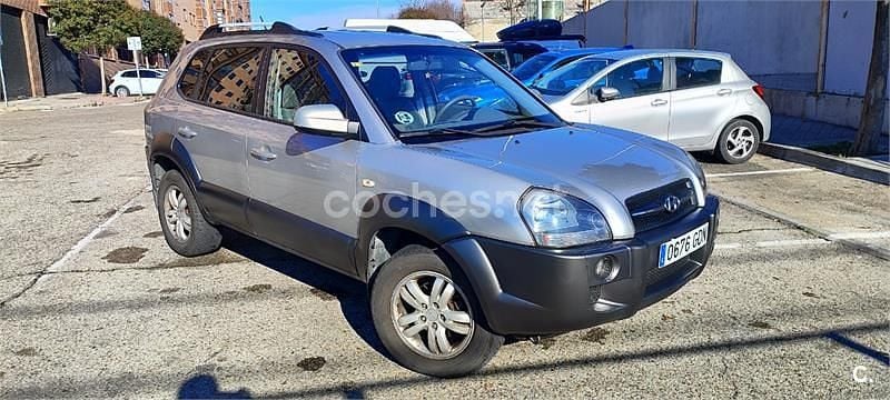 Usado Hyundai Tucson Comfort 140 CV (102 kW) 2010 Gris / plata SUV
