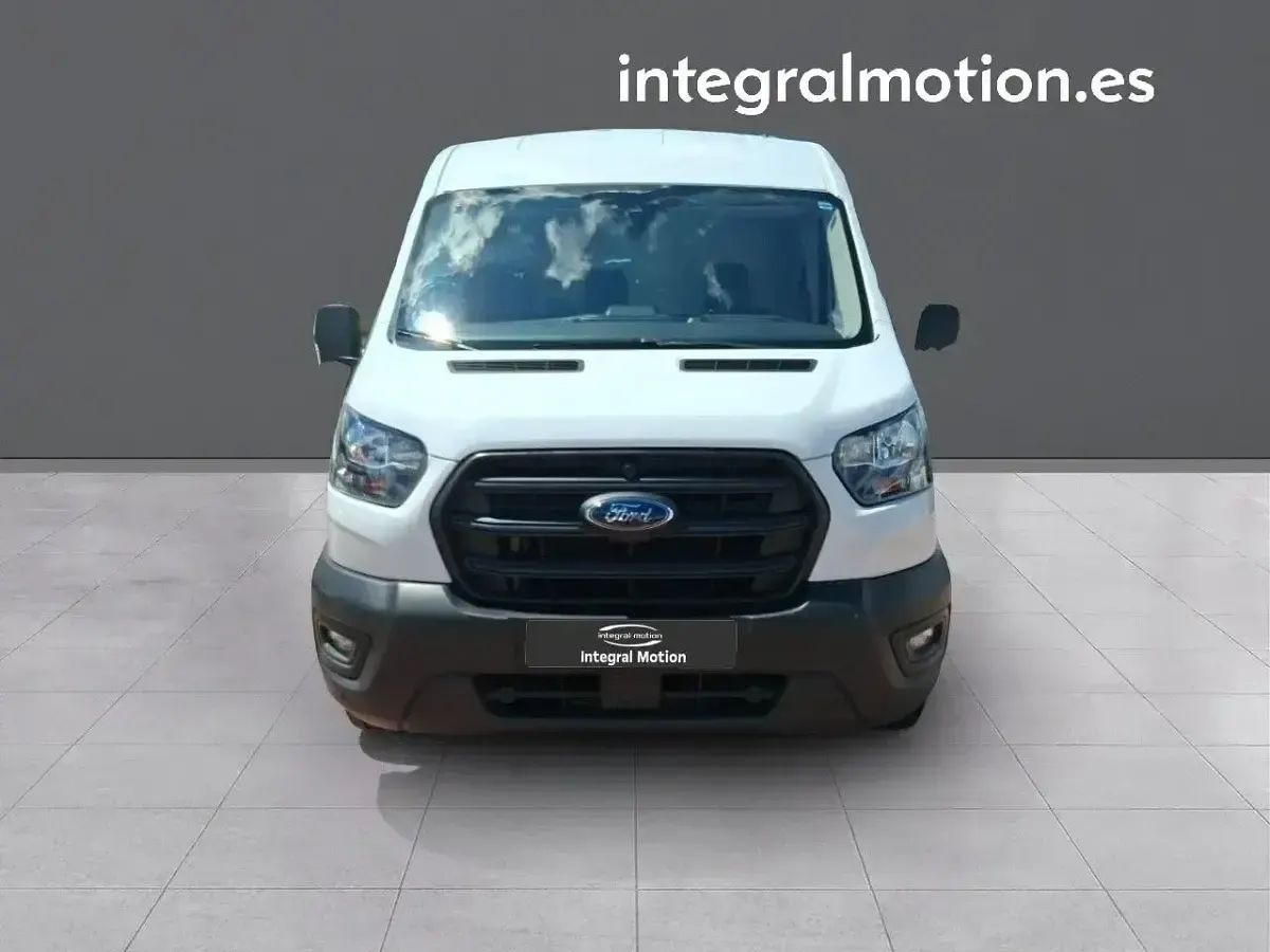 Usado Ford Transit Trend 130 CV (95 kW) 2023 Blanco Van