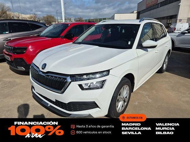 Usado Skoda Kamiq Selection 150 CV (110 kW) 2024 Blanco SUV