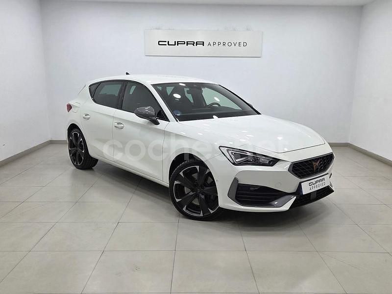 Blanco Usado 2021 Cupra Leon Berlina | 26.700 € (Un poco caro) - Imagen 1/4