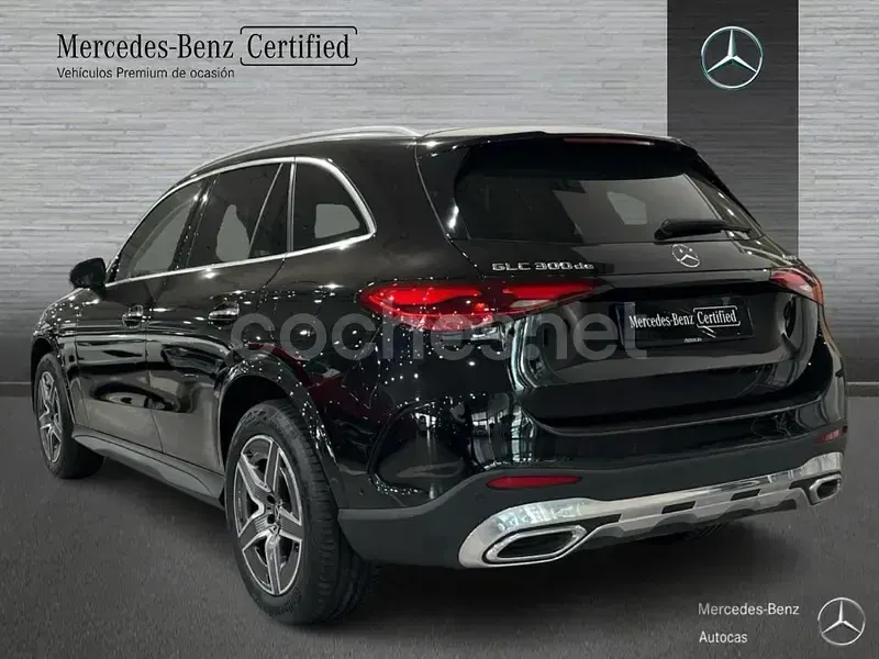 Usado Mercedes GLC300e 333 CV (244 kW) 2024 Negro SUV