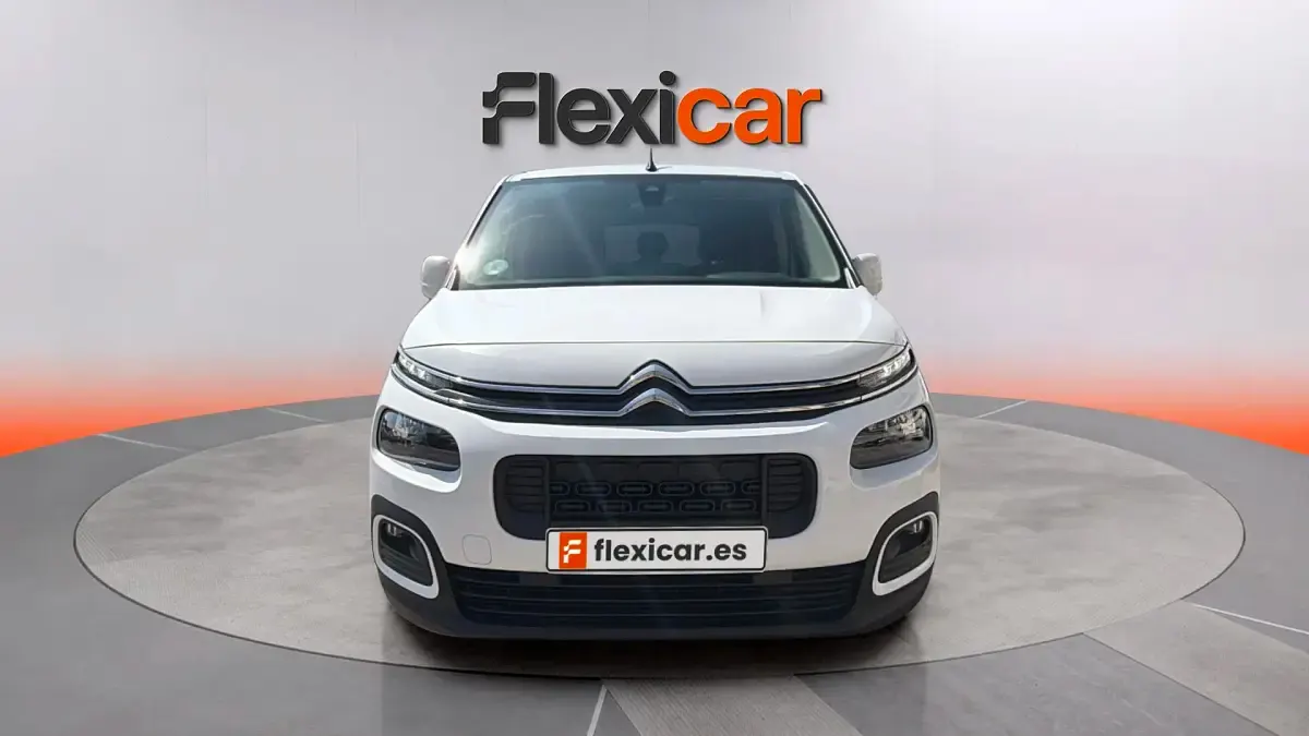 Usado Citroën Berlingo Feel 102 CV (75 kW) 2021 Blanco Monovolumen