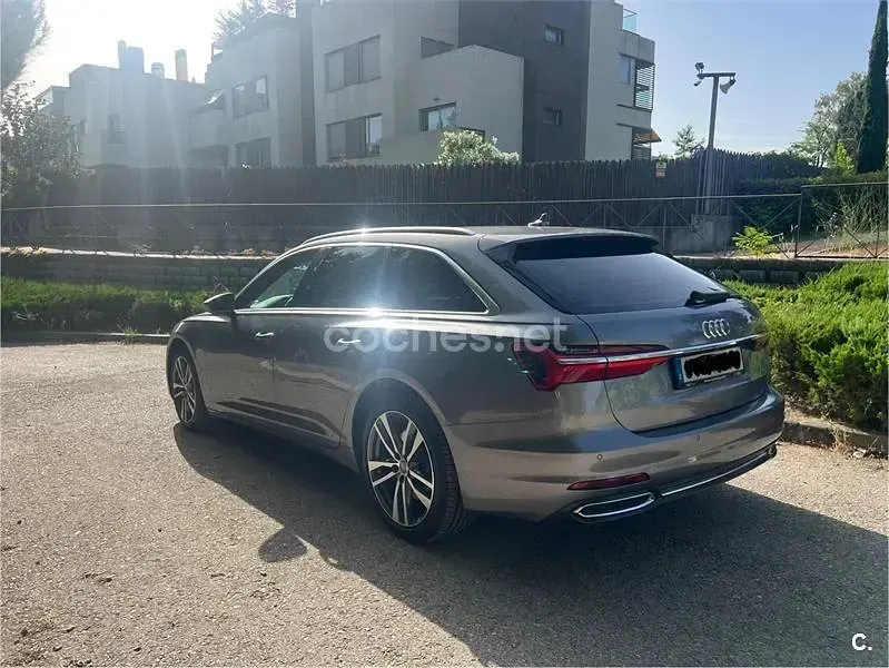 Usado Audi A6 Premium 286 CV (210 kW) 2021 Gris / plata Familiar