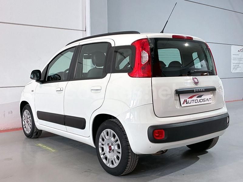 Usado Fiat Panda Lounge 69 CV (50 kW) 2014 Blanco Berlina