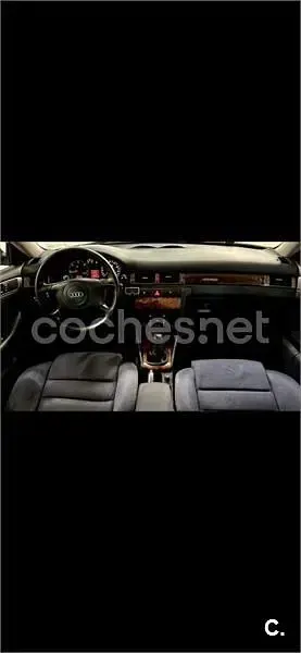 Usado Audi A6 180 CV (132 kW) 2000 Azul Berlina