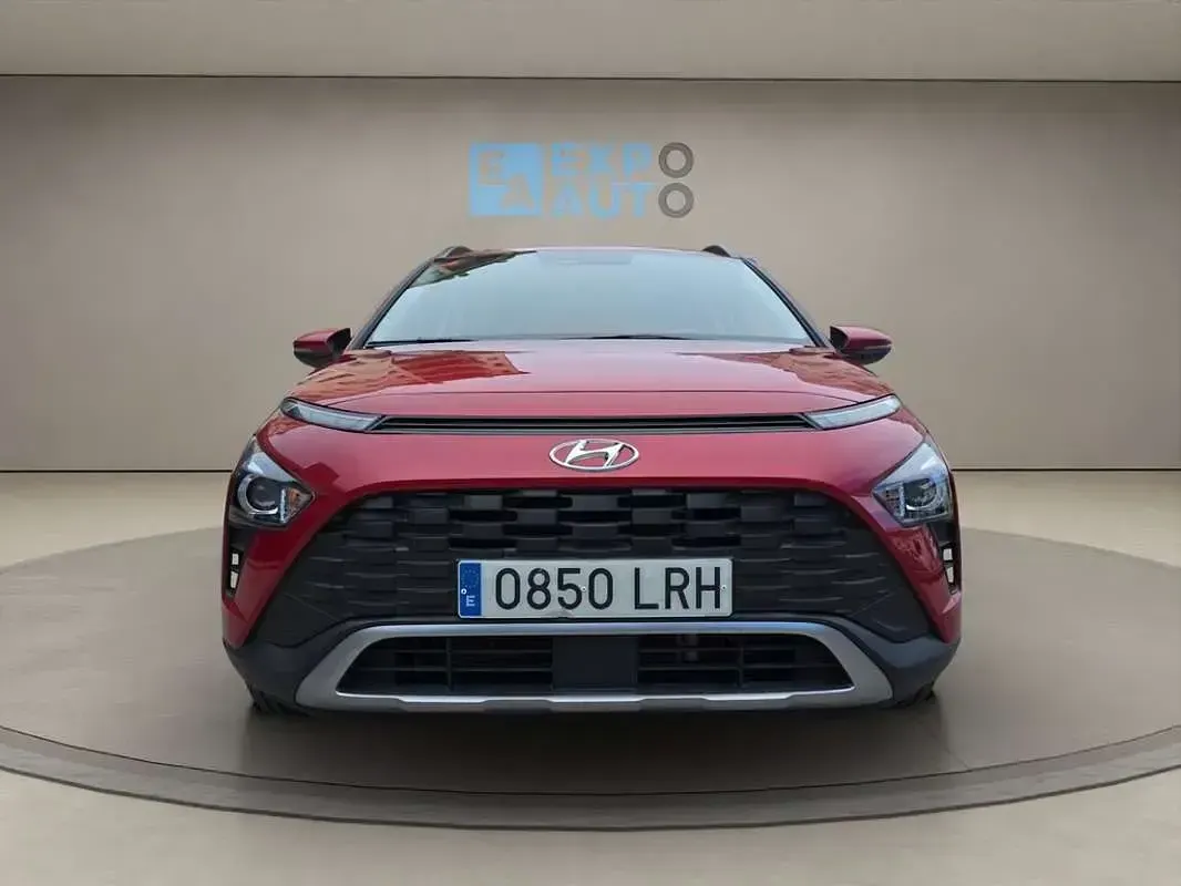 Usado Hyundai Bayon 99 CV (72 kW) 2021 Rojo SUV