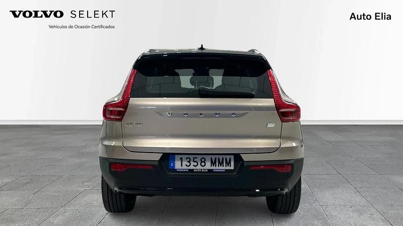 Usado Volvo XC40 Plus 175 kW (238 CV) 2023 SUV
