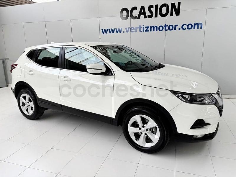 Usado Nissan Qashqai Acenta 115 CV (84 kW) 2021 Blanco SUV