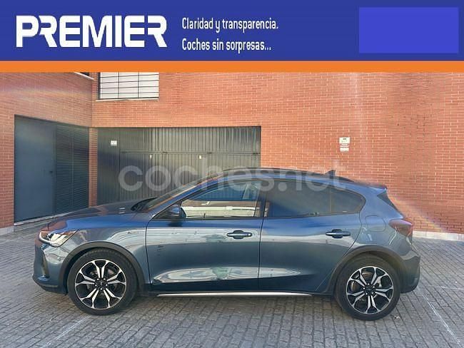 Azul Usado 2023 Ford Focus Active Berlina | 17.990 € (Precio justo) - Imagen 1/4