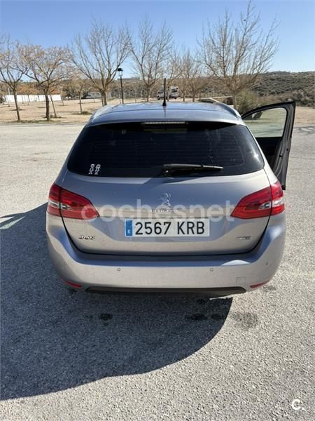 Gris / plata Usado 2015 Peugeot 308 Allure Familiar | 8500 € (Buen precio) - Imagen 1/2