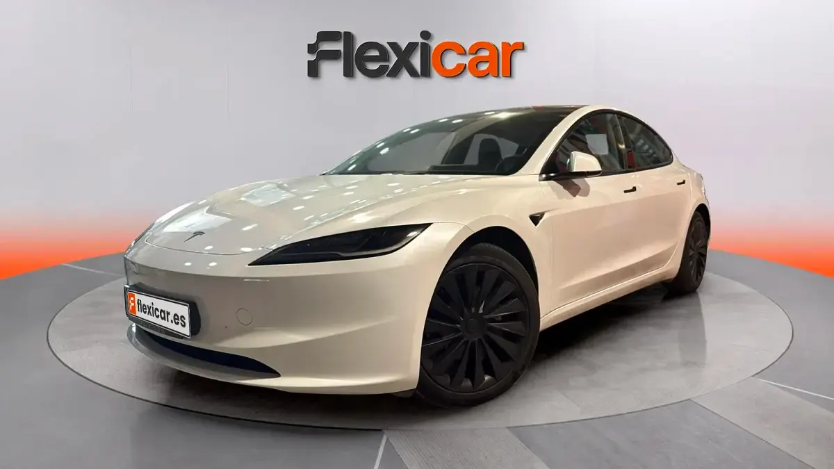 Usado Tesla Model 3 RWD 188 kW (256 CV) 2024 Blanco Berlina