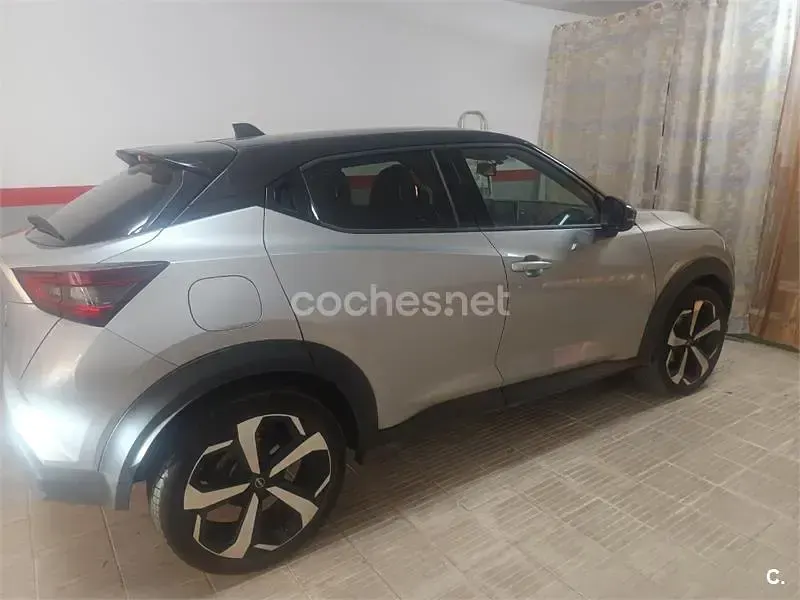 Usado Nissan Juke Tekna 114 CV (83 kW) 2023 Gris / plata SUV