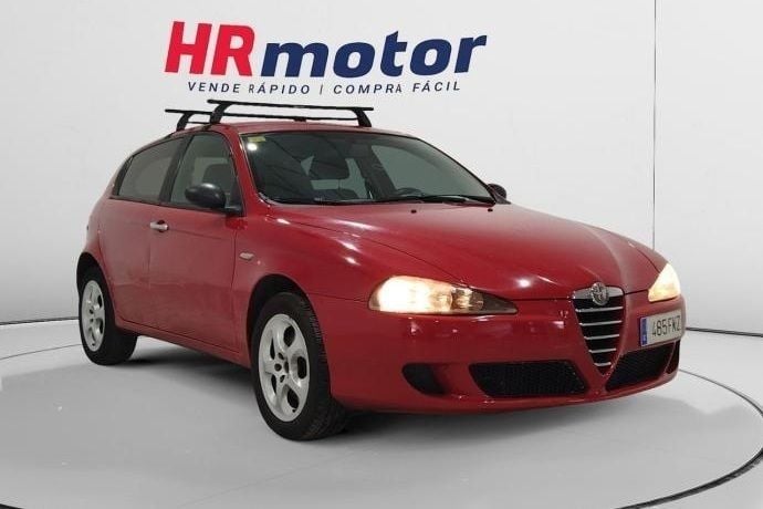 Rojo Usado 2007 Alfa Romeo 147 Utilitario | 3610 € (Precio justo) - Imagen 1/4