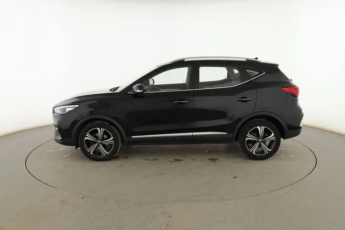 Usado MG ZS Comfort 106 CV (77 kW) 2023 Negro SUV