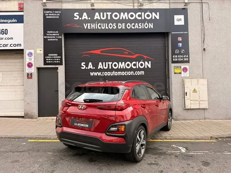 Usado Hyundai Kona Style 120 CV (88 kW) 2019 Granate SUV