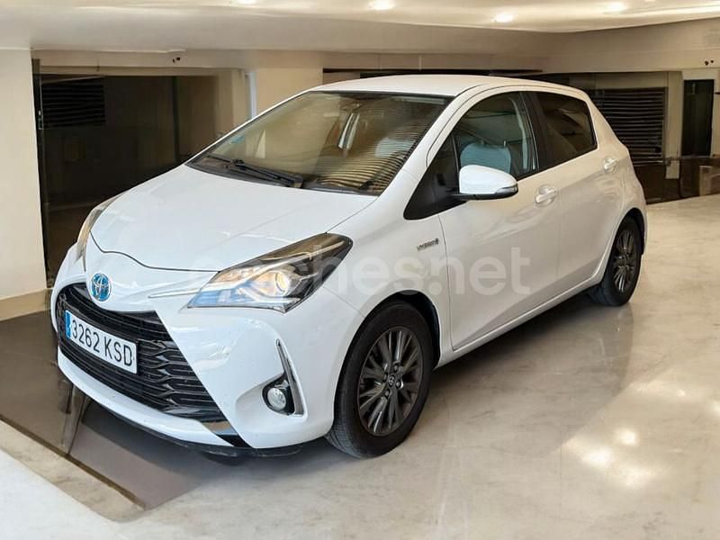 Blanco Usado 2018 Toyota Yaris Hybrid Active Berlina | 12.700 € (Buen precio) - Imagen 1/4