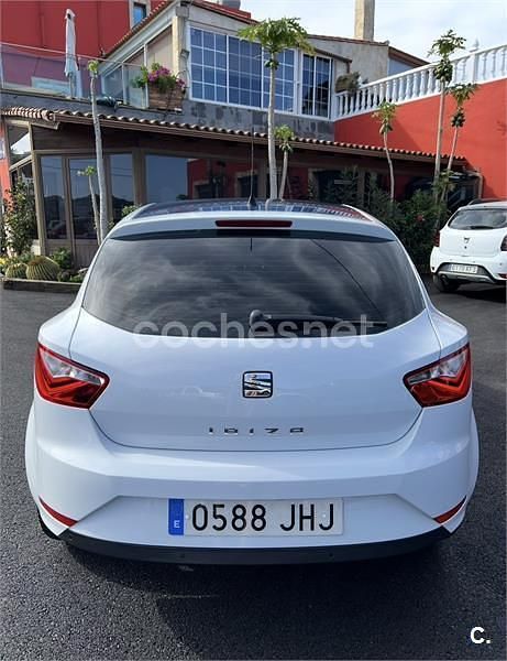 Usado Seat Ibiza SC CONNECT 95 CV (69 kW) 2015 Blanco Utilitario