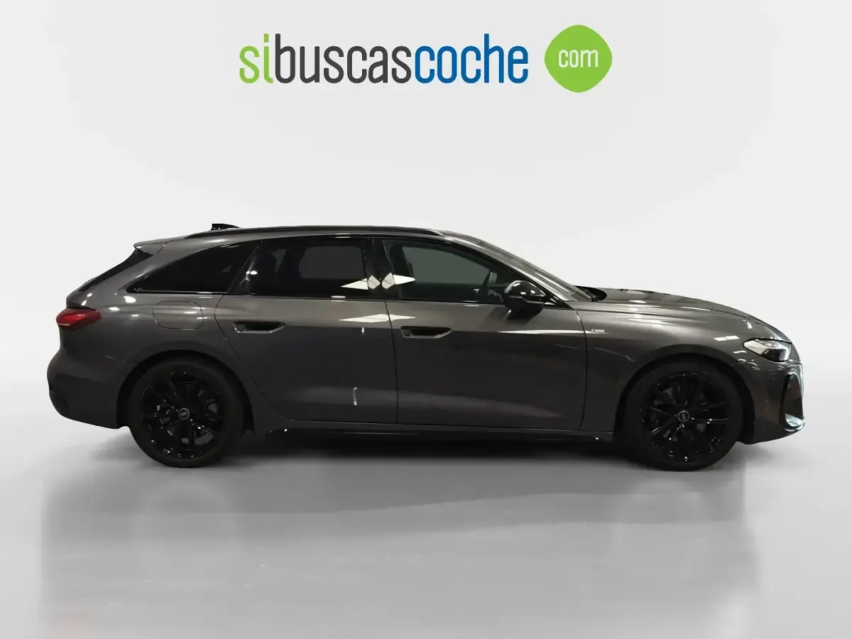 Usado Audi A5 Business 204 CV (150 kW) 2025 Gris/plata Familiar