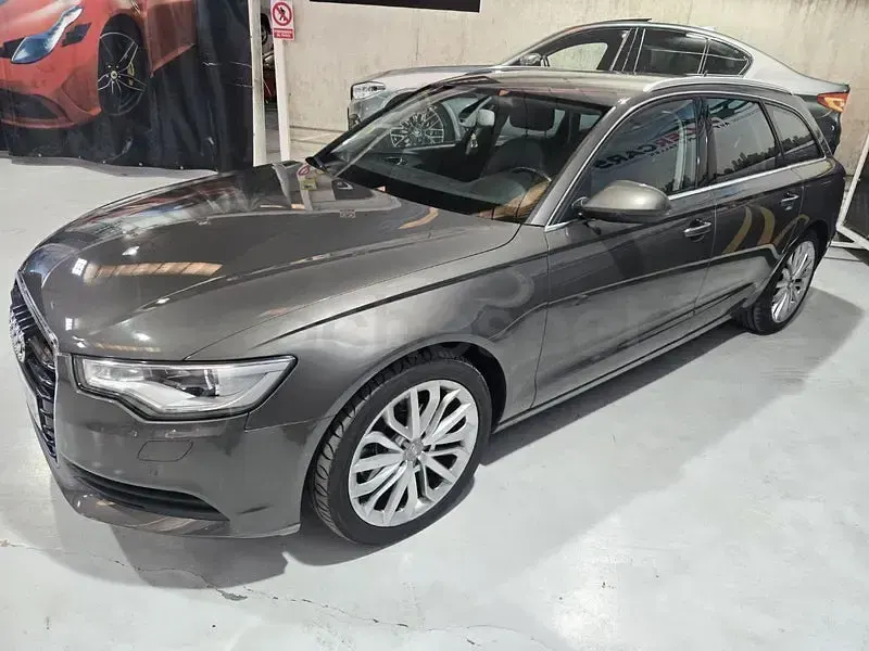 Usado Audi A6 Premium 245 CV (180 kW) 2011 Beige Familiar
