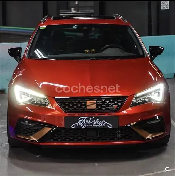 Usado Seat Leon ST 4Drive 300 CV (220 kW) 2019 Granate Familiar