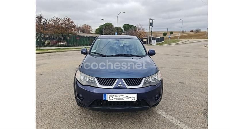 Usado Mitsubishi Outlander Invite 140 CV (102 kW) 2009 Azul SUV
