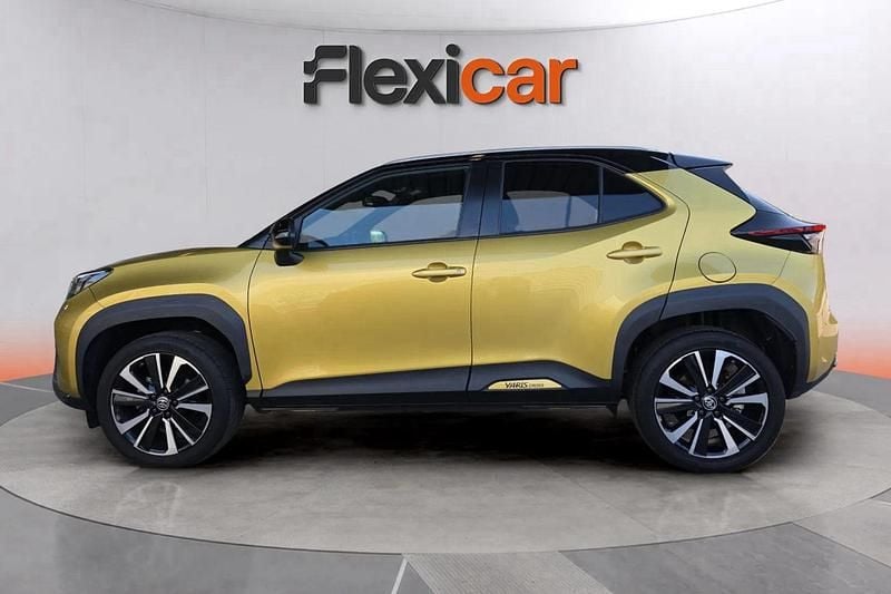 Usado Toyota Yaris Hybrid Edition 116 CV (85 kW) 2021 Amarillo