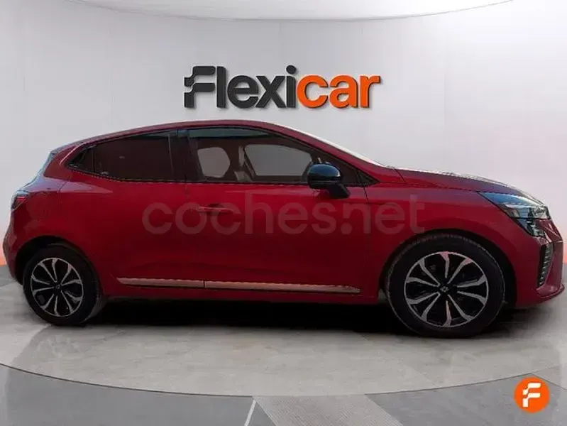 Usado Renault Clio V Techno 90 CV (66 kW) 2025 Rojo Berlina