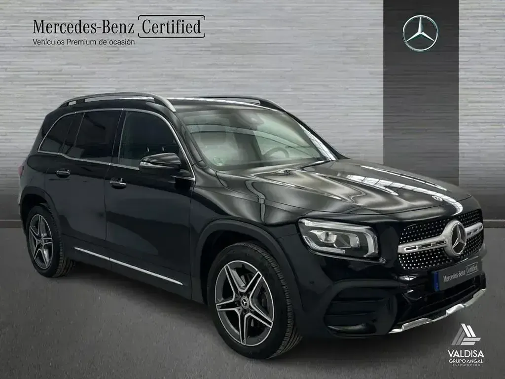 Usado Mercedes GLB200 AMG line 150 CV (110 kW) 2022 Negro noche SUV
