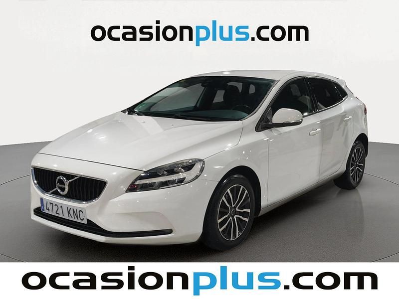 Usado Volvo V40 Momentum 150 CV (110 kW) 2018 Blanco Utilitario