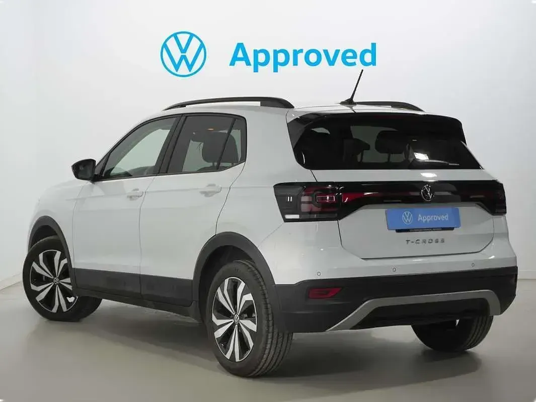 Usado VW T-Cross Advance 110 CV (80 kW) 2022 Blanco SUV