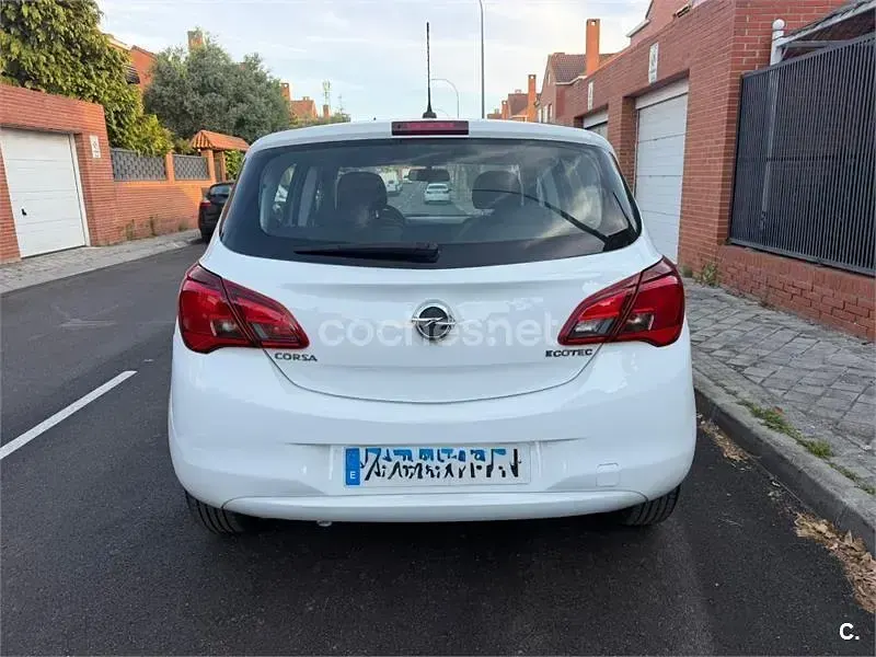 Usado Opel Corsa Selective 90 CV (66 kW) 2019 Blanco Utilitario