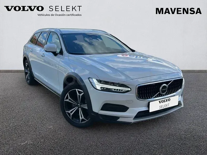 Usado Volvo V90 CC 197 CV (144 kW) 2021 Gris / plata Familiar