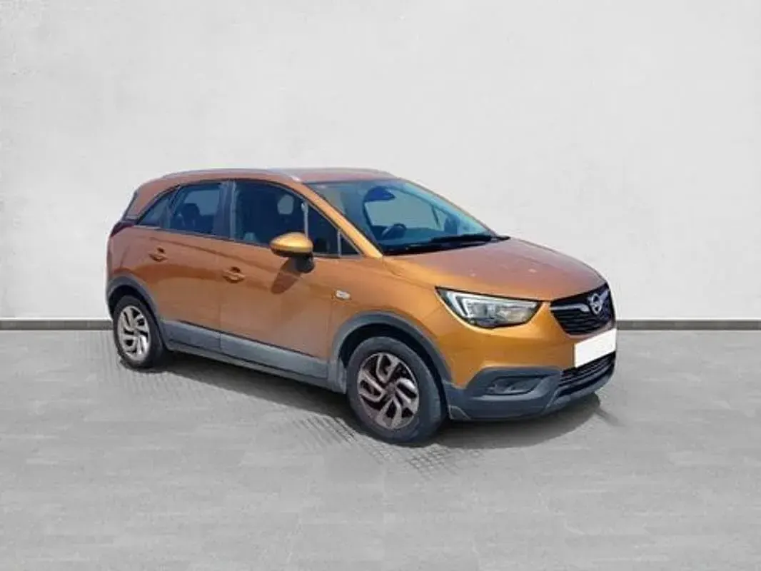 Usado Opel Crossland X Selective 99 CV (72 kW) 2017 Marrón SUV