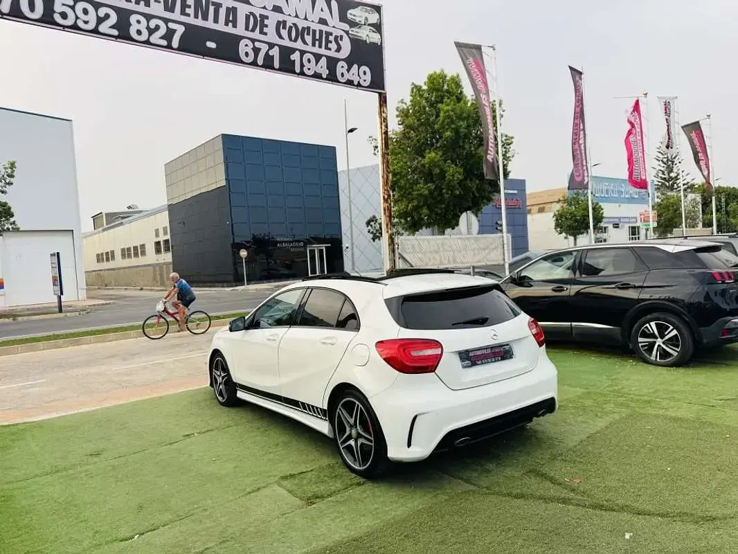 Usado Mercedes A200 AMG line 136 CV (100 kW) 2013 Blanco Utilitario
