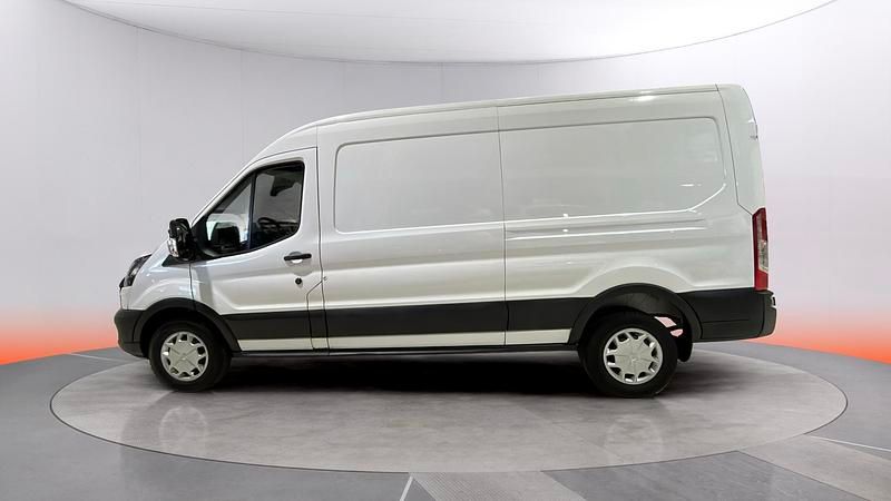 Usado Ford Transit Trend 131 HP (96 kW) 2023 Branco Van